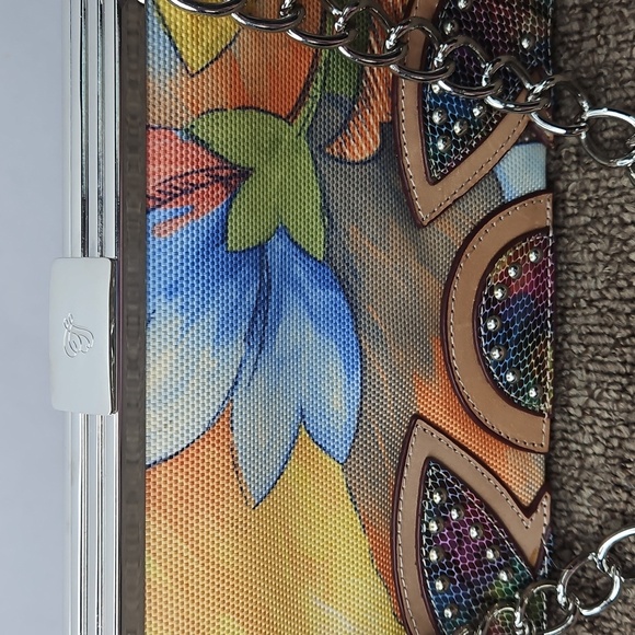 Tallula Tate 3 in 1 Floral Colorful Bag Clutch Kisslock Silver Hardware - Picture 2 of 10